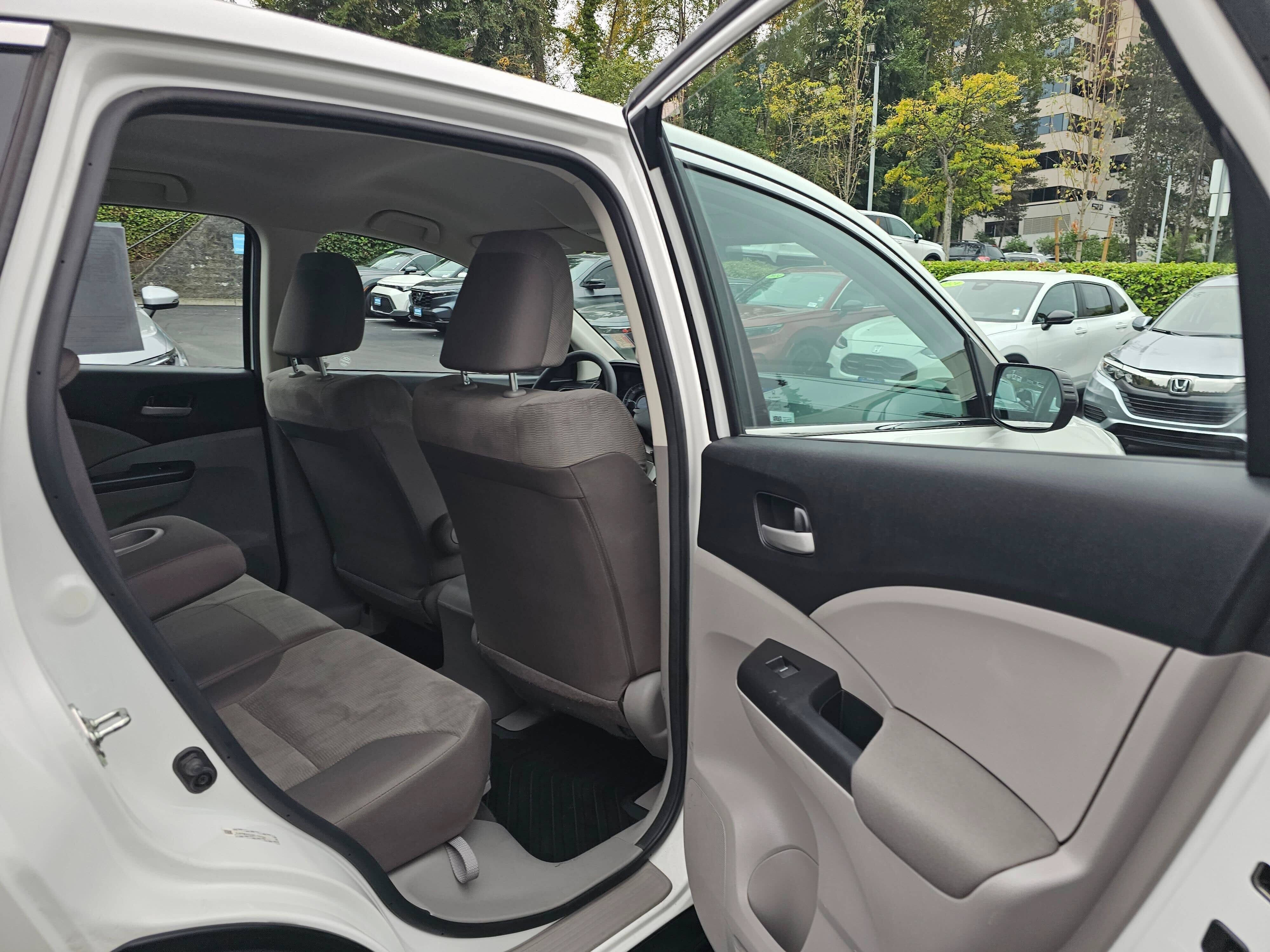 Used 2014 Honda CR-V LX image 15