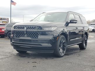 New 2026 Lincoln Navigator Reserve video 2