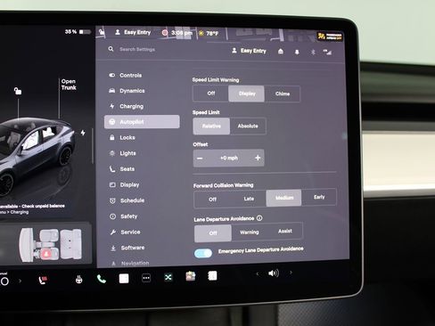 Used 2022 Tesla Model Y Performance image 19