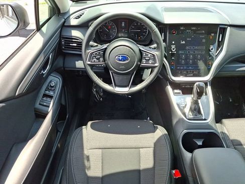 Used 2024 Subaru Outback Premium AWD/4WD image 12