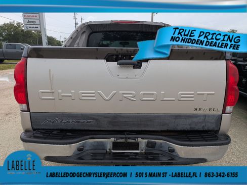 Used 2006 Chevrolet Avalanche Z66 w/ Preferred Equipment Group RWD image 5