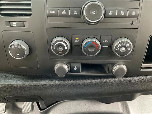 Used 2012 Chevrolet Silverado 2500 LT image 17