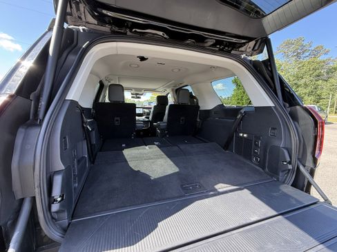 Used 2025 Ford Expedition Active AWD/4WD image 31
