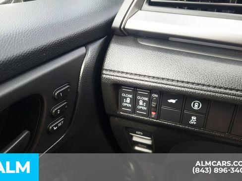 Used 2023 Honda Odyssey Sport image 34