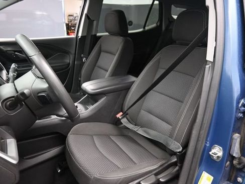 Used 2024 GMC Terrain SLE AWD/4WD image 20