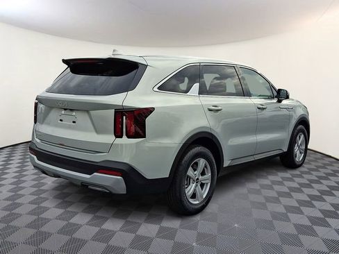 New 2026 Kia Sorento LX FWD image 6