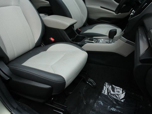 Used 2021 Subaru Forester Premium AWD/4WD image 29