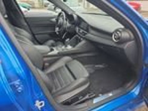 Used 2023 Alfa Romeo Giulia Veloce image 6