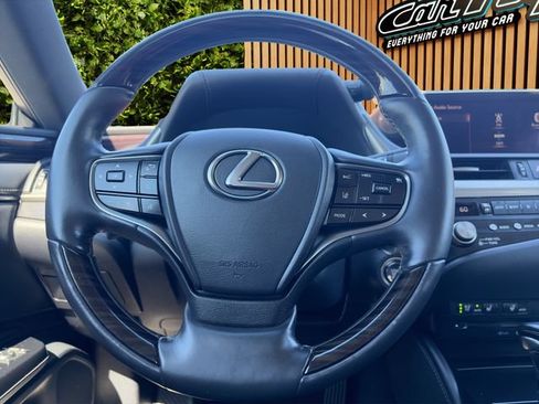 Used 2021 Lexus ES 250 w/ Premium Package AWD/4WD image 9