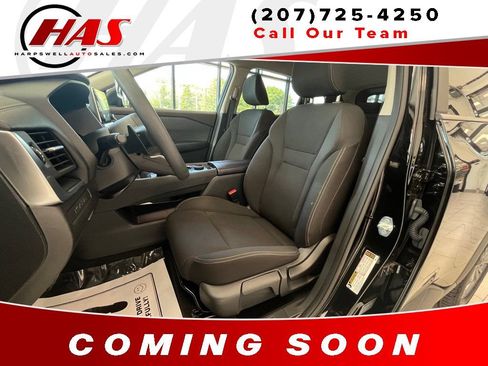 Used 2023 Nissan Rogue S AWD/4WD image 10