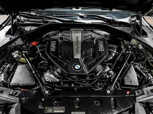 Used 2014 BMW 750i RWD image 56