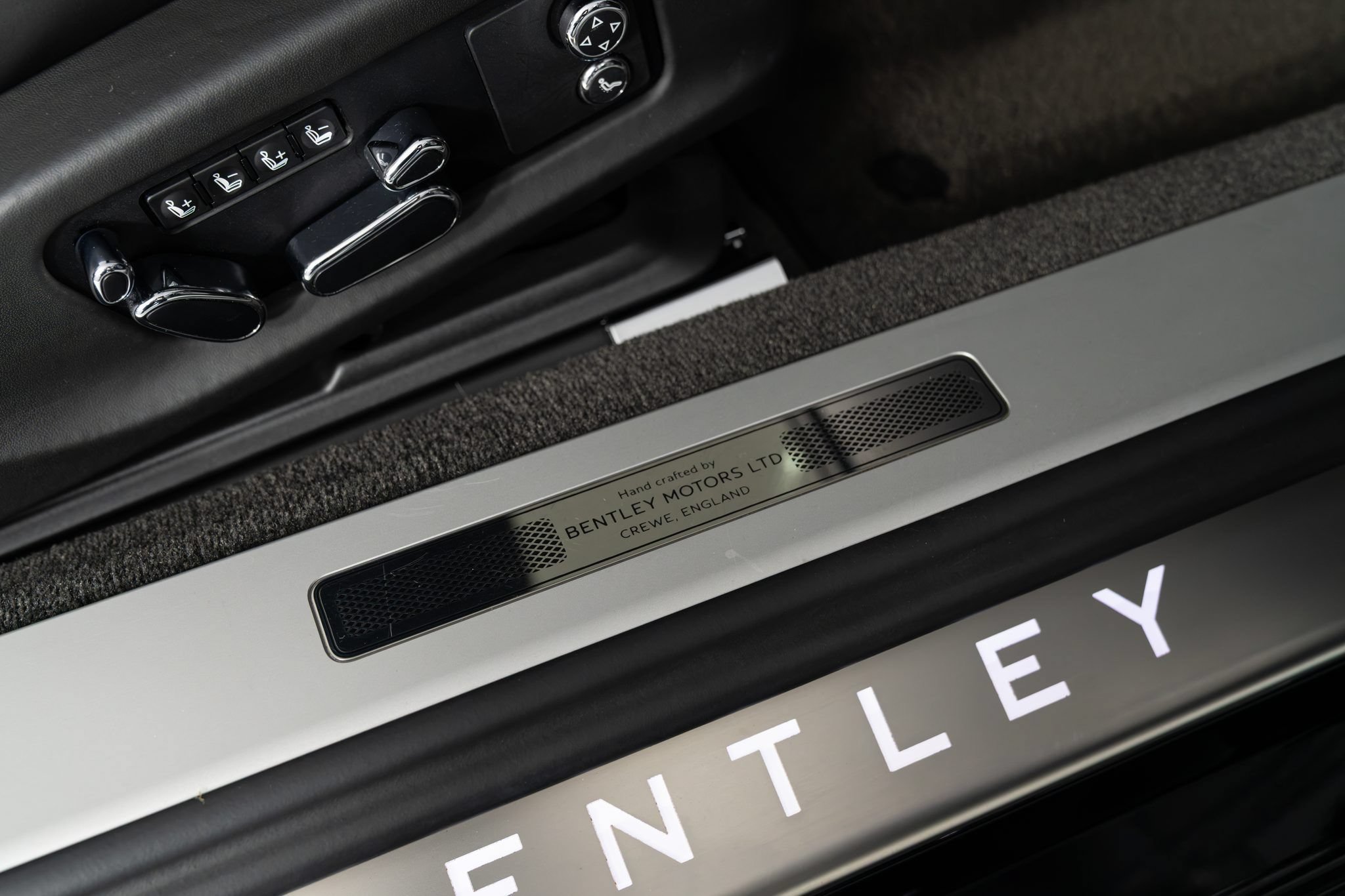 Used 2020 Bentley Continental GT V8 First Edition AWD/4WD image 15