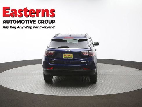 Used 2019 Jeep Compass Latitude FWD image 36