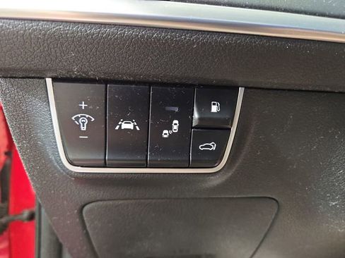 Used 2018 Kia Stinger GT2 AWD/4WD image 26