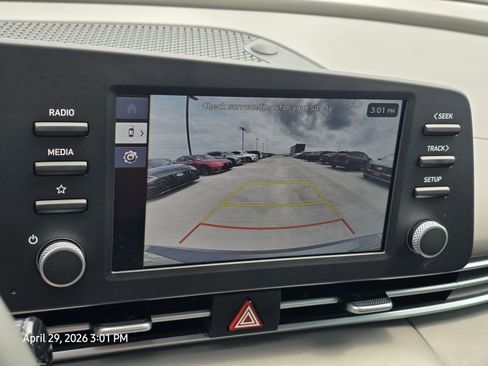 Certified 2025 Hyundai Elantra Sport FWD image 20