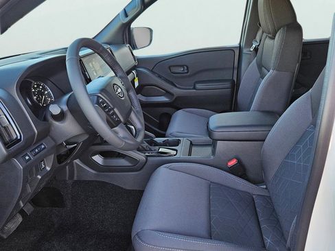 New 2026 Nissan Frontier SV w/ SV Convenience Package RWD image 10