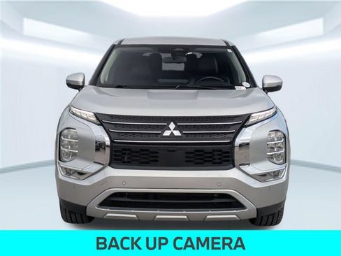 Used 2024 Mitsubishi Outlander SE FWD image 11