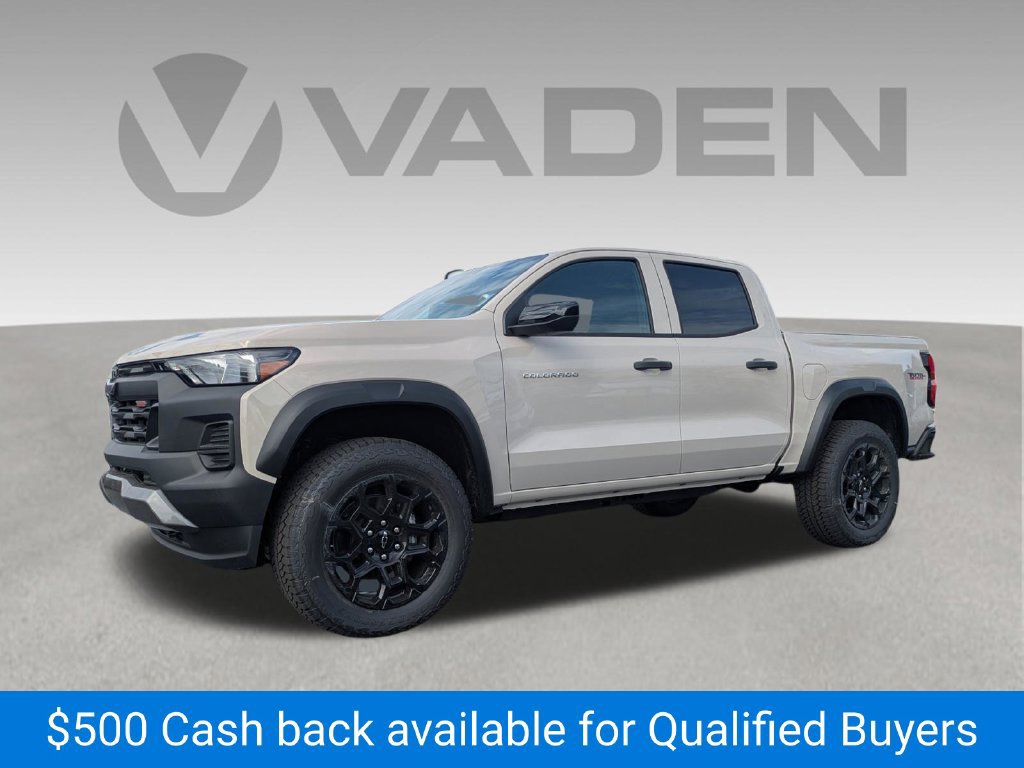 New 2026 Chevrolet Colorado Trail Boss w/ Midnight Edition AWD/4WD image 2