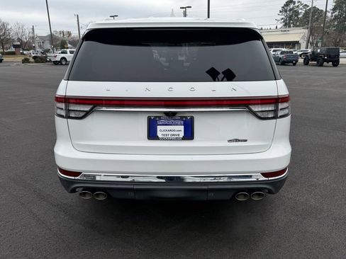 Used 2020 Lincoln Aviator Reserve w/ Equipment Group 202A image 8