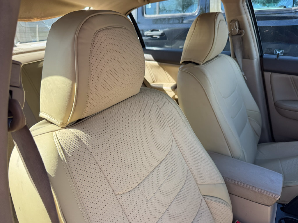 Used 2004 Honda Accord EX image 2