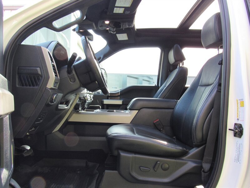 Used 2022 Ford F250 Lariat w/ Tremor Off-Road Package AWD/4WD image 13