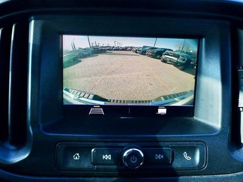 Used 2020 GMC Canyon Base w/ Convenience Package image 3