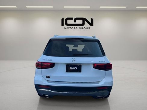 Used 2022 Mercedes-Benz GLB 250 4MATIC image 4