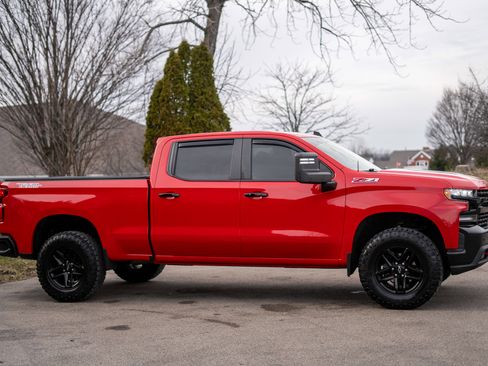 Used 2021 Chevrolet Silverado 1500 LT Trail Boss w/ Convenience Package II image 4