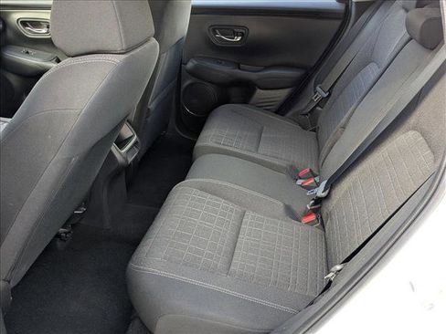 Used 2024 Honda HR-V LX image 18