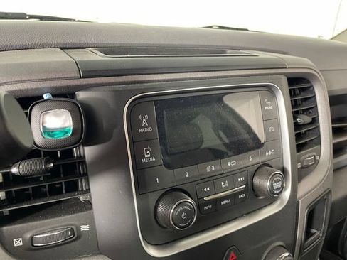 Used 2017 RAM 2500 Tradesman w/ Chrome Appearance Group AWD/4WD image 7