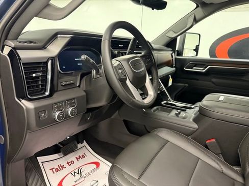 New 2026 GMC Sierra 2500 Denali w/ Denali Reserve Package image 12