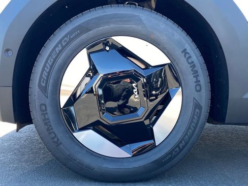 New 2026 Kia EV9 Wind image 10