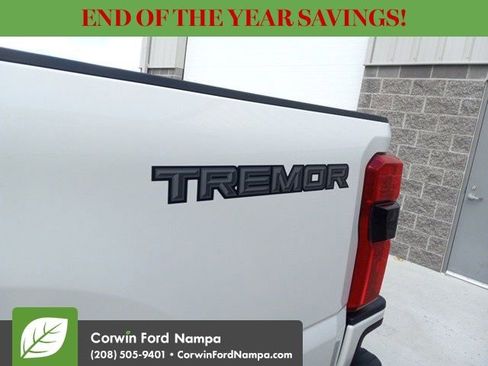 New 2025 Ford F250 Lariat w/ Lariat Ultimate Package image 33