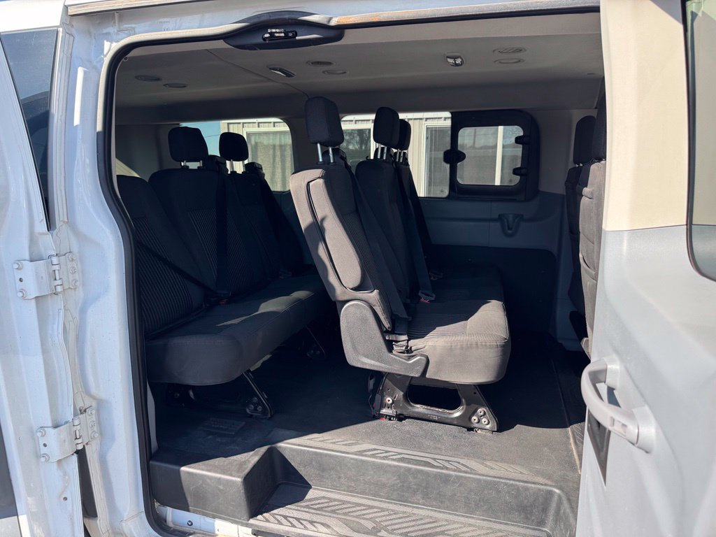 Used 2017 Ford Transit 150 XLT RWD image 12