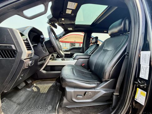 Used 2018 Ford F150 Lariat w/ Equipment Group 502A Luxury AWD/4WD image 9