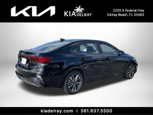 Certified 2024 Kia Forte LXS image 3