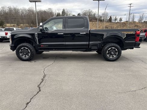 Certified 2024 Ford F350 Platinum w/ Tremor Off-Road Package image 3