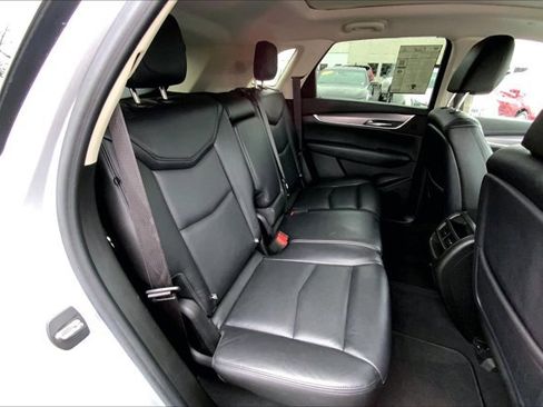 Used 2018 Cadillac XT5 Luxury w/ Driver Awareness Package image 27