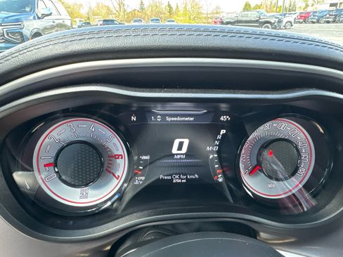 Used 2022 Dodge Challenger R/T Scat Pack w/ Shaker Package RWD image 22