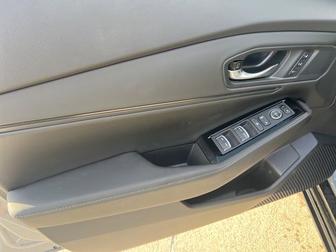 Used 2025 Honda Accord Touring image 13