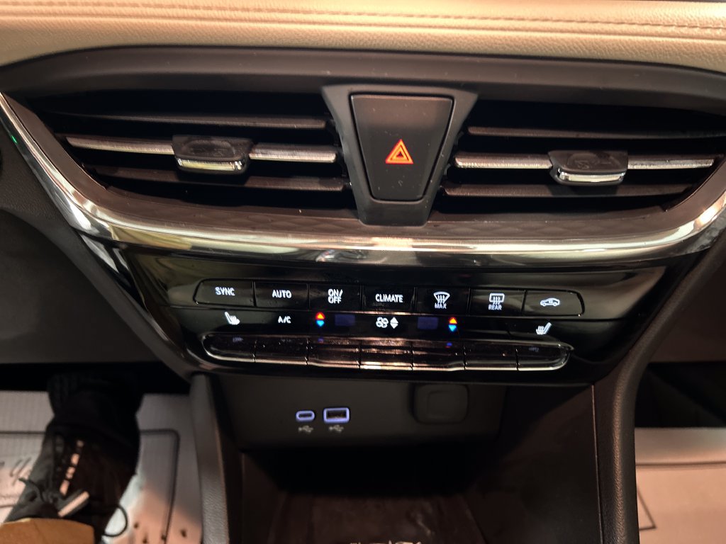 Used 2026 Buick Encore GX Avenir w/ Avenir Technology Package AWD/4WD image 19