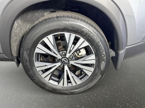 Used 2023 Nissan Rogue SV w/ SV Premium B Package AWD/4WD image 31