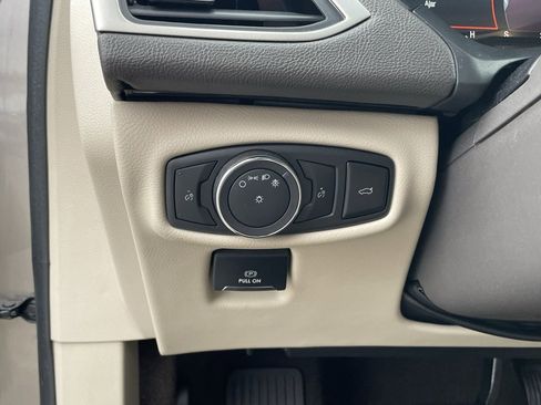 Used 2019 Lincoln MKZ Reserve image 12