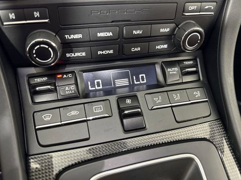 Certified 2018 Porsche 911 GT3 image 29