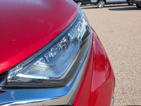 Used 2018 Honda CR-V Touring image 17