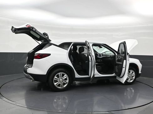 Used 2022 Chevrolet Blazer LT FWD image 31