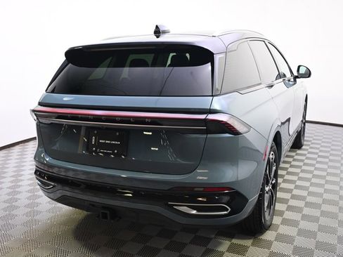 New 2026 Lincoln Nautilus Reserve image 6