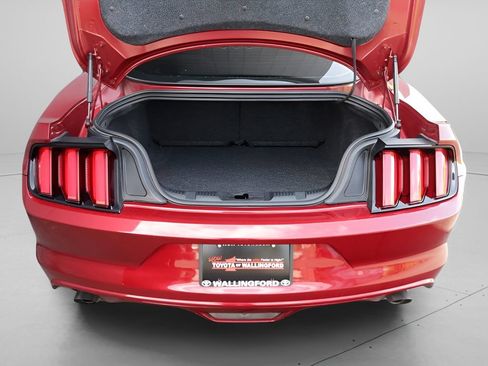Used 2015 Ford Mustang Coupe RWD image 11