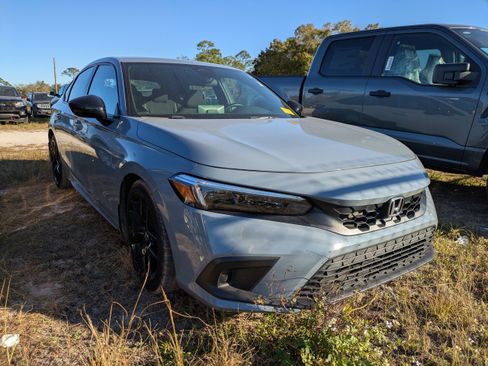 Used 2024 Honda Civic Sport image 2