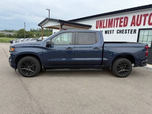 Used 2023 Chevrolet Silverado 1500 Custom w/ LPO, Dark Essentials Package RWD image 13